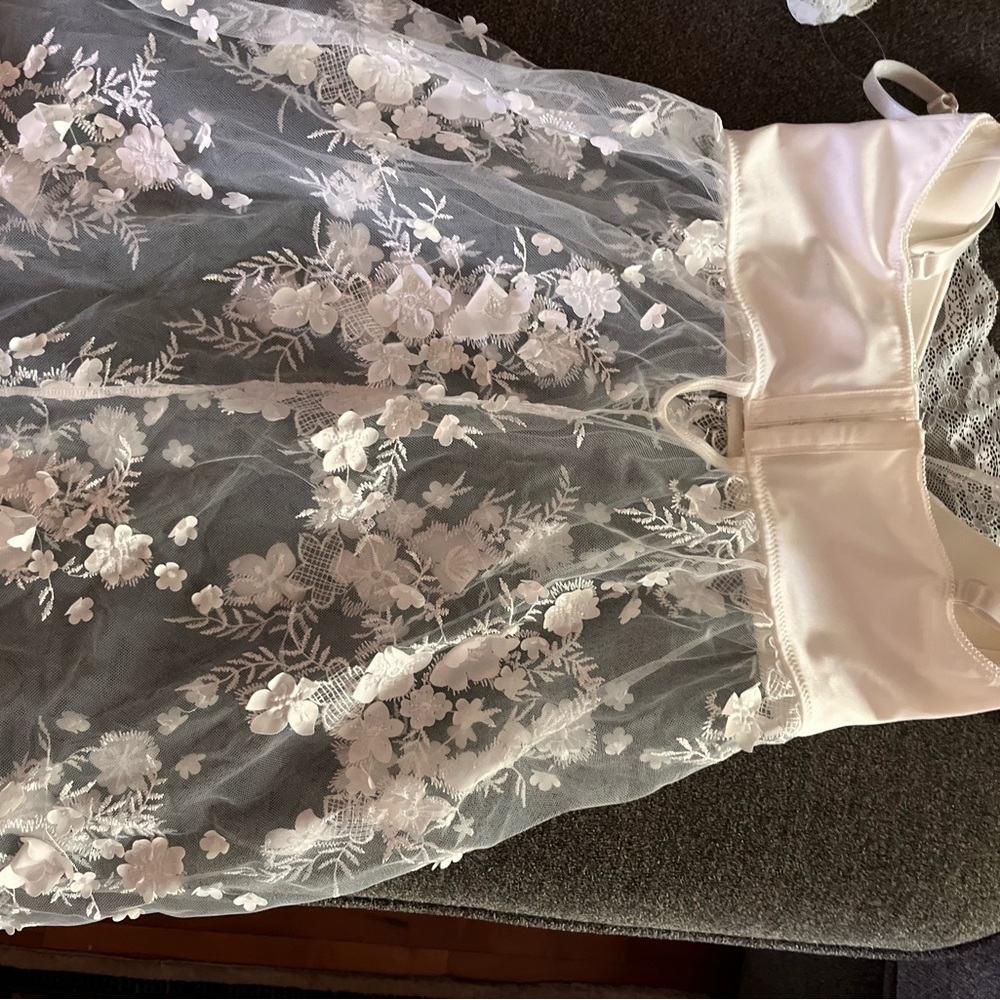 Bridal ware - Picture 5 of 12